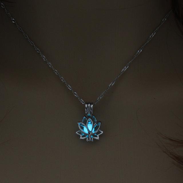 Lotus Halskette - Leuchtend Subeads Store